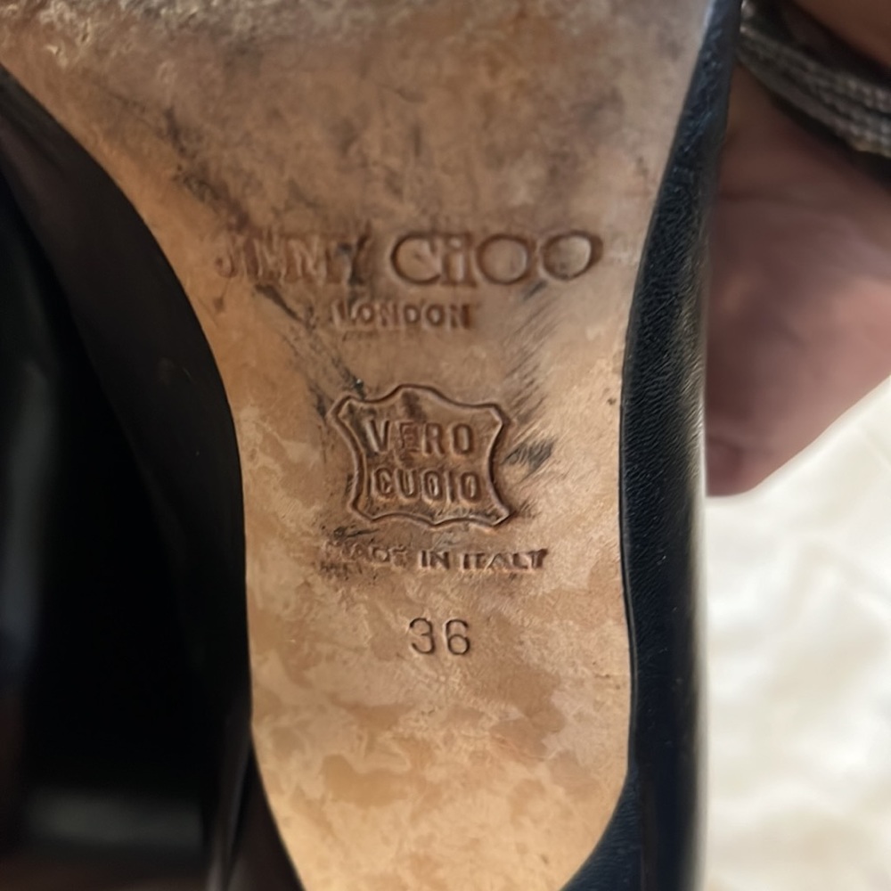 Jimmy Choo shoe - Picture 10 of 10